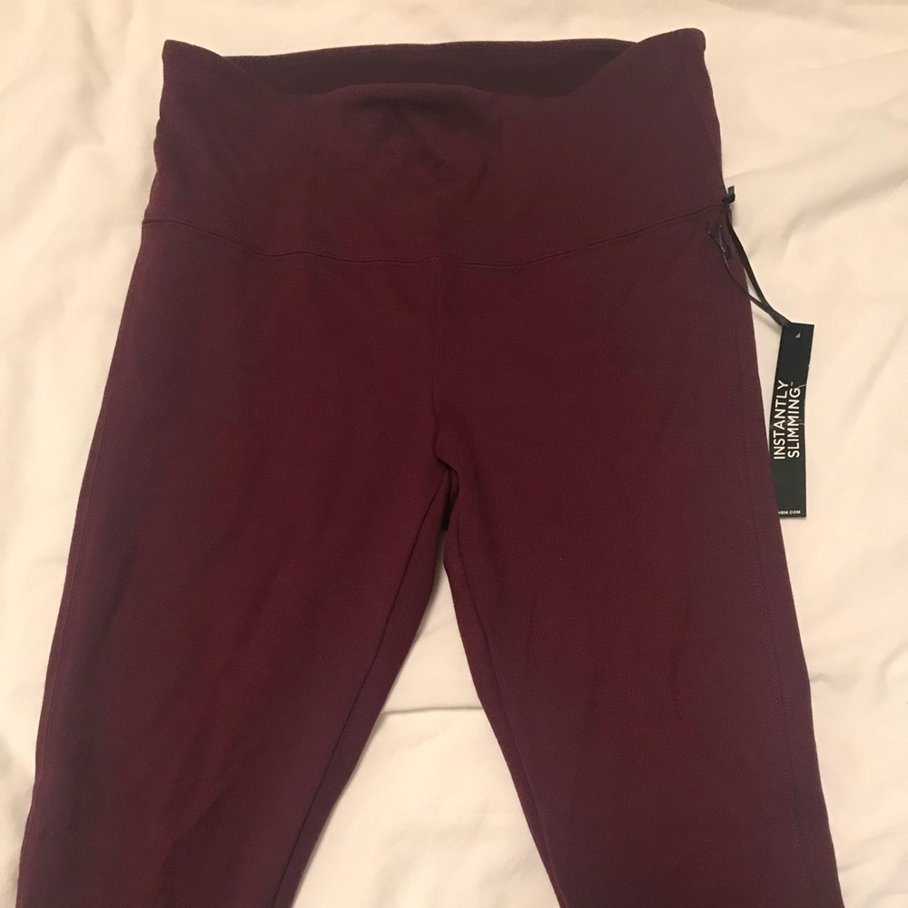 White House Black Market slimming legging
